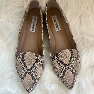 Steve Madden Snakeskin Flats
